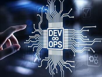 Softwareprojekte unchained: Mit DevOps auf die Überholspur!
